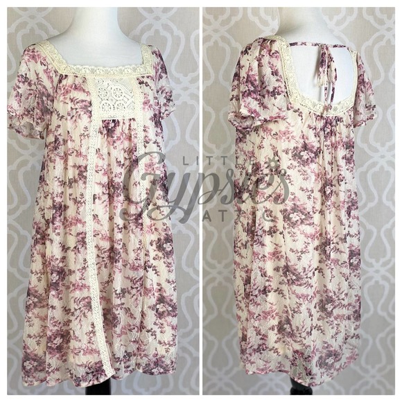 Classic French Lace Mini Dress - Picture 2 of 12